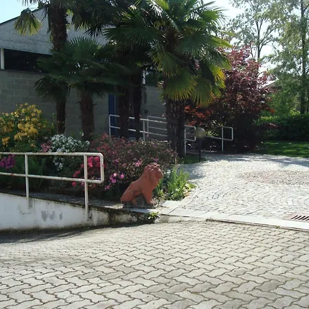 Bed & Breakfast Residenza Le Palme Caltignaga