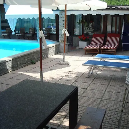 Residenza Le Palme Bed & Breakfast